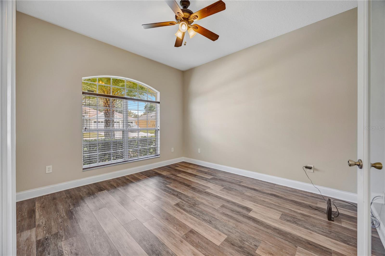 QUAIL WOODS PH 01 - Residential Lease