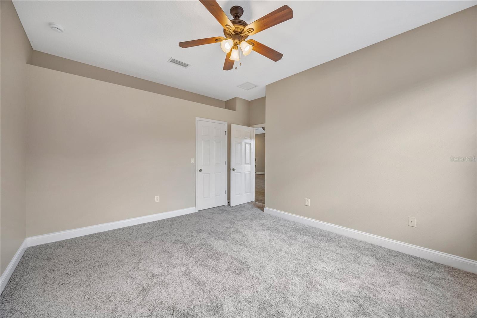 QUAIL WOODS PH 01 - Residential Lease