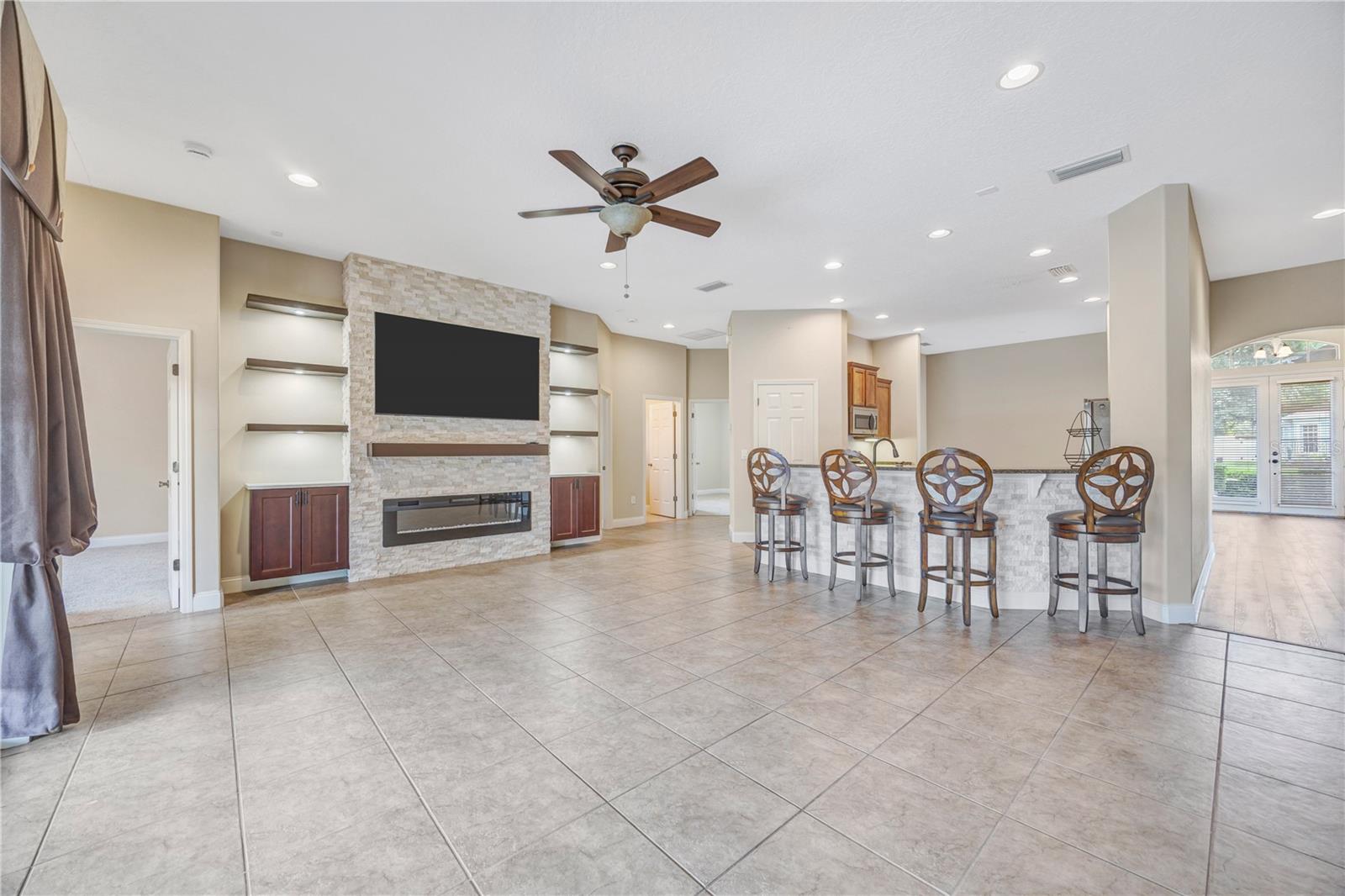 QUAIL WOODS PH 01 - Residential Lease