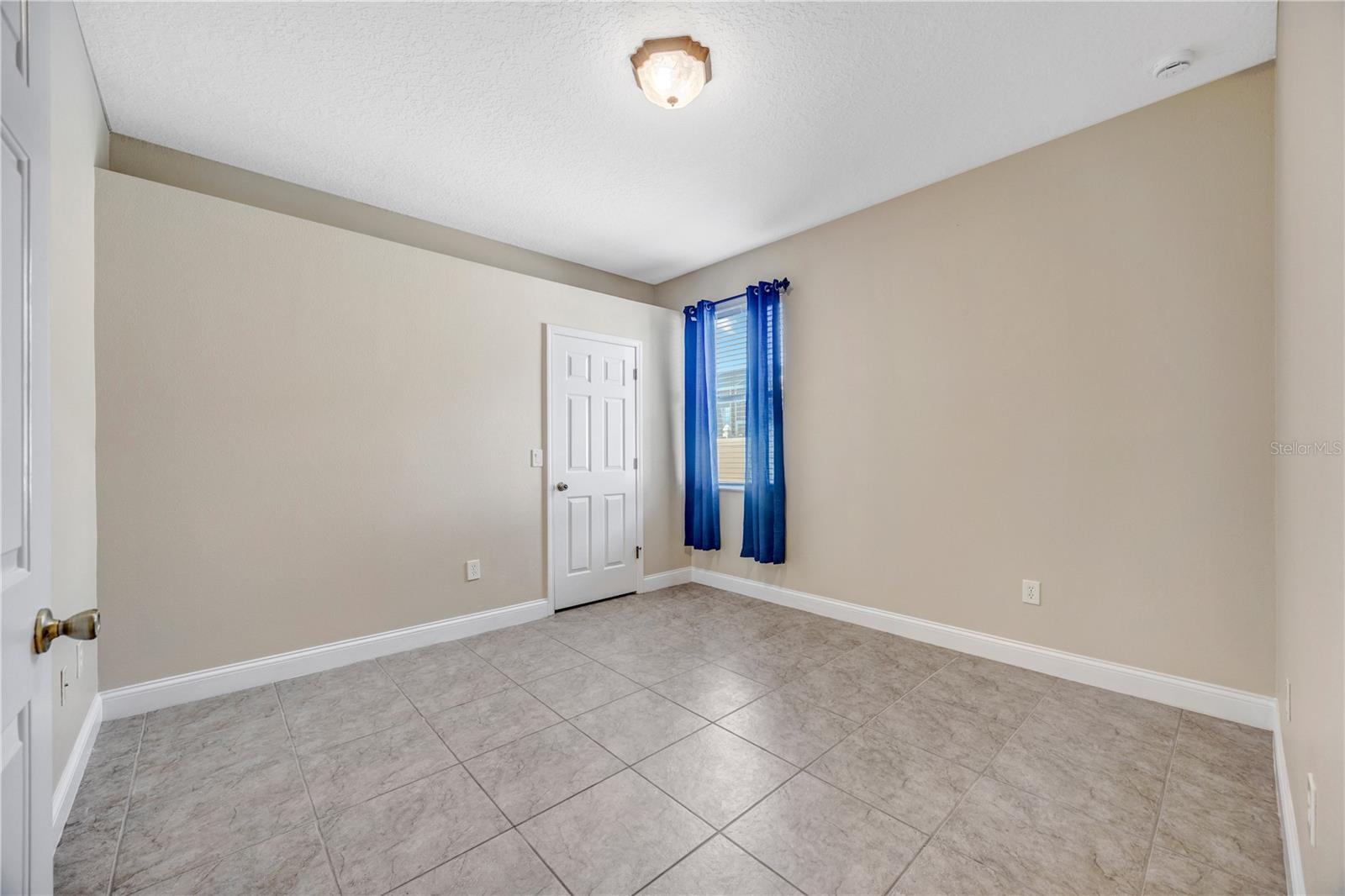 QUAIL WOODS PH 01 - Residential Lease