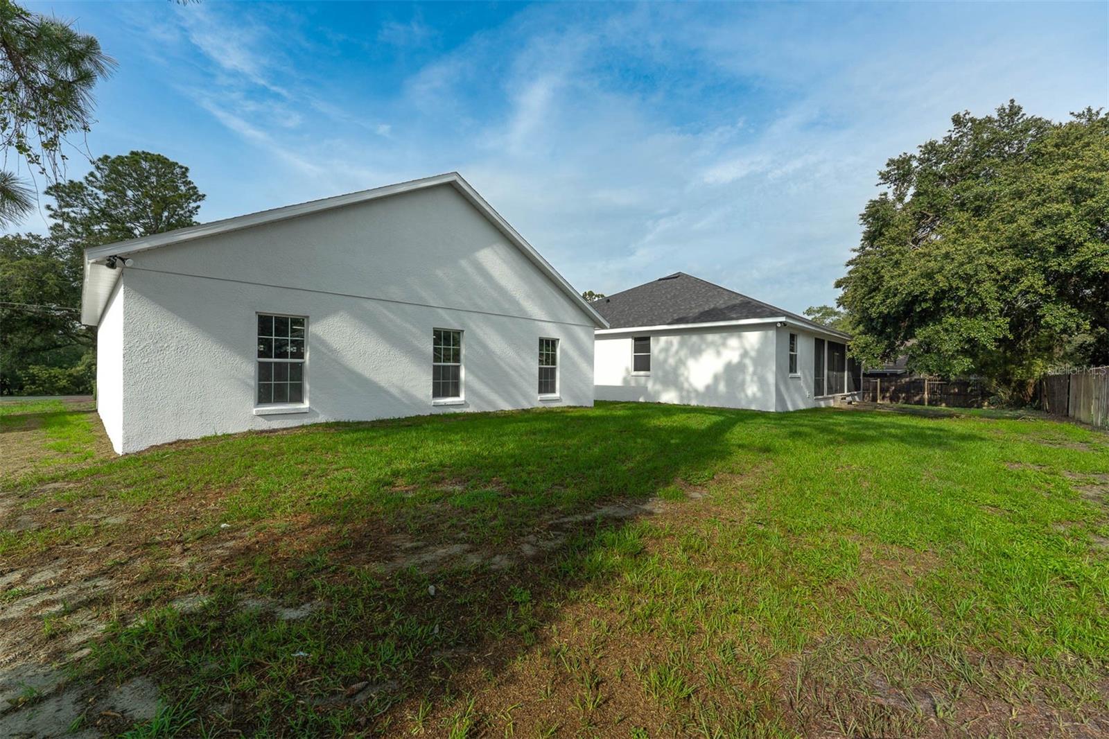 6479 APPLE STREET