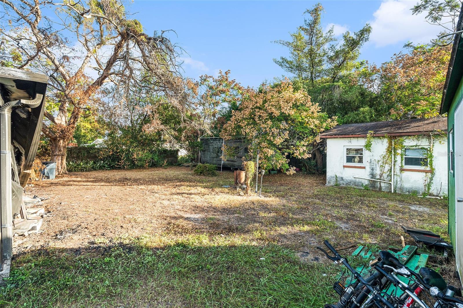 W E HAMNERS FOREST ACRES - Residential