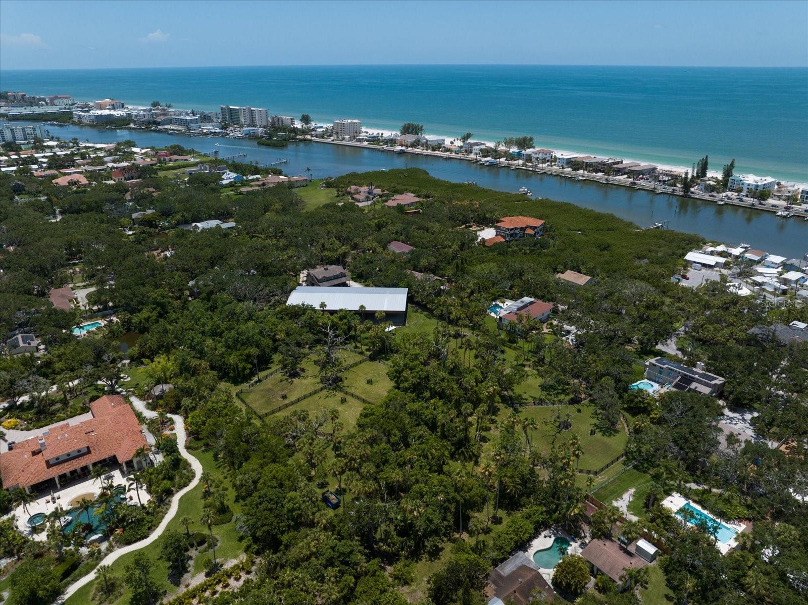 INDIAN ROCKS - Residential