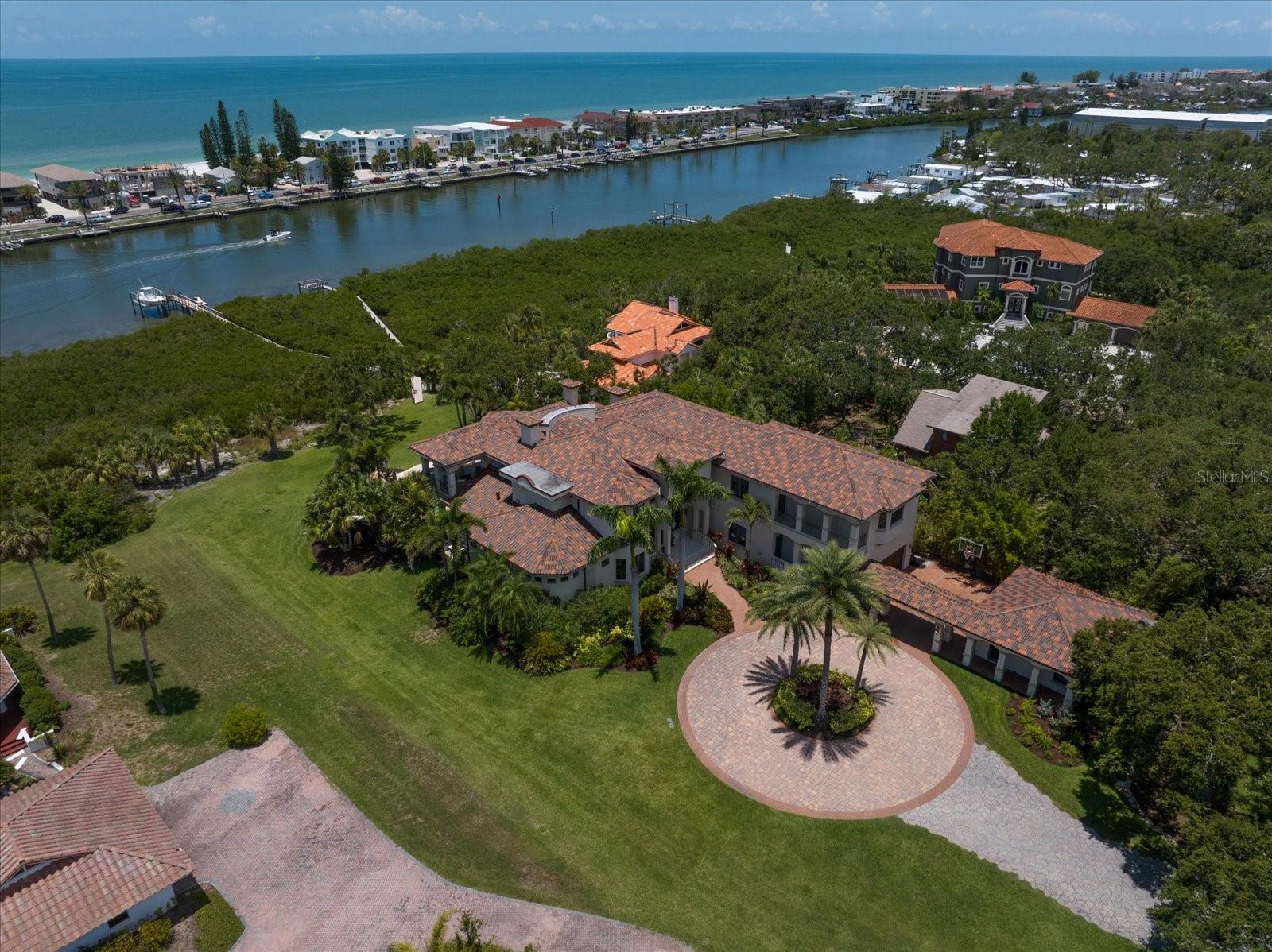 INDIAN ROCKS - Residential