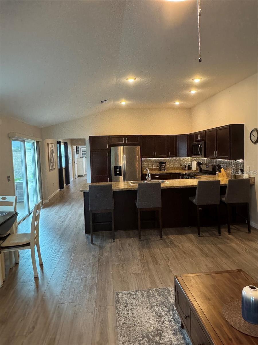 VILLAGE/FENNEY MAGNOLIA VILLAS - Residential