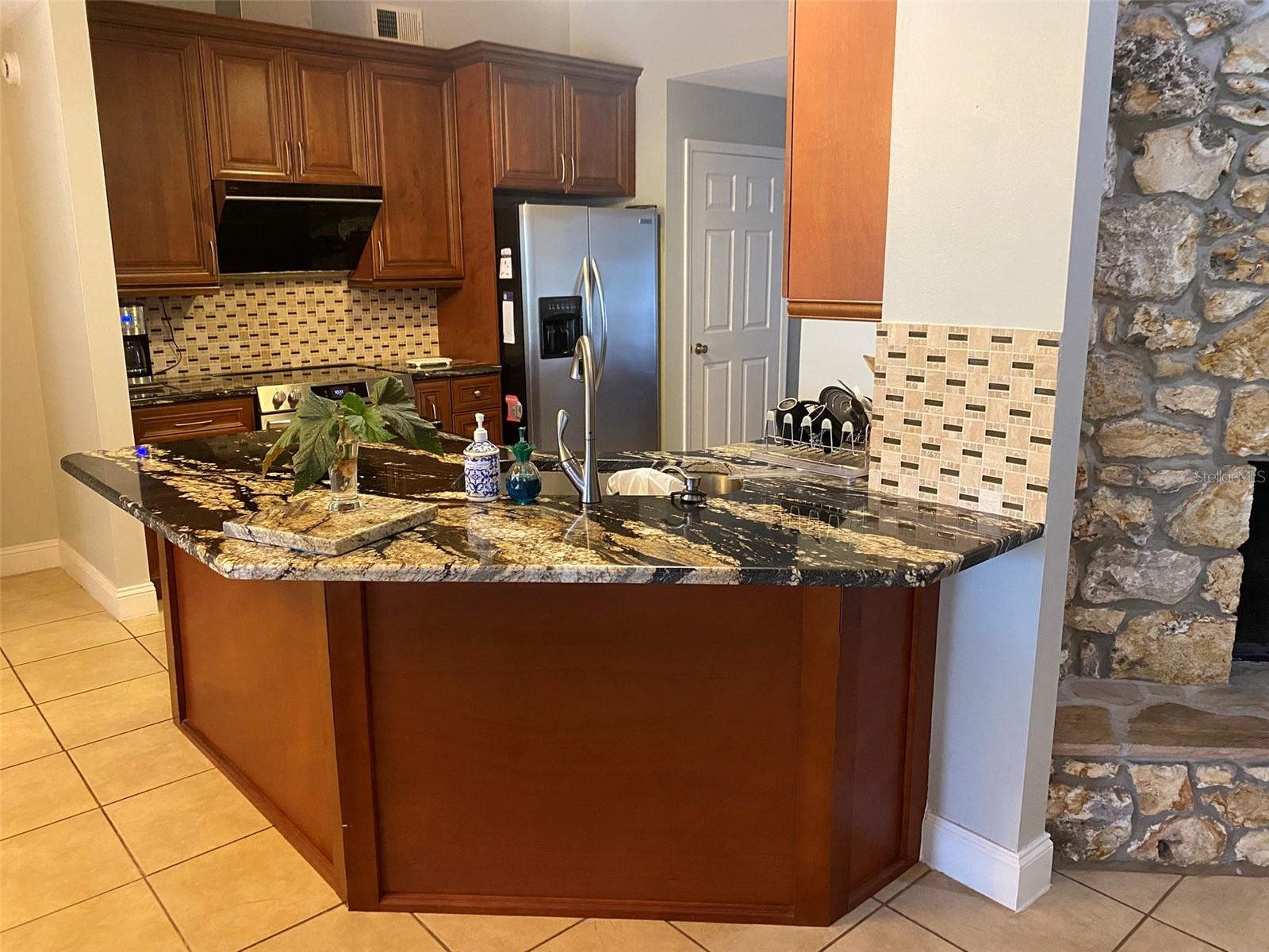 MANDARIN SEC 5 - Residential