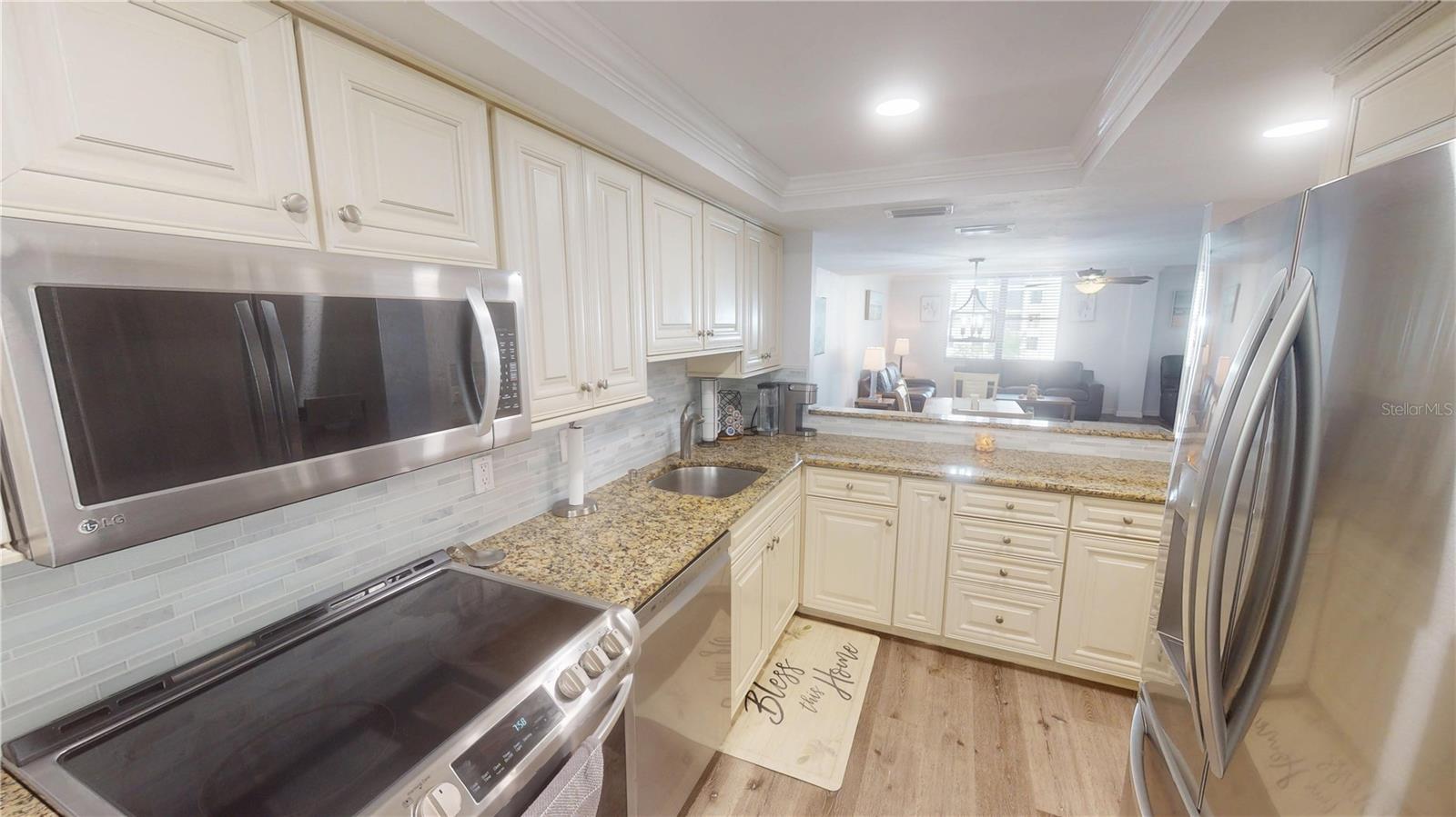 TURTLE BAY - Residential Lease
