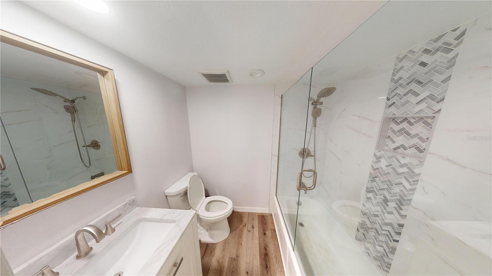 TURTLE BAY - Residential Lease