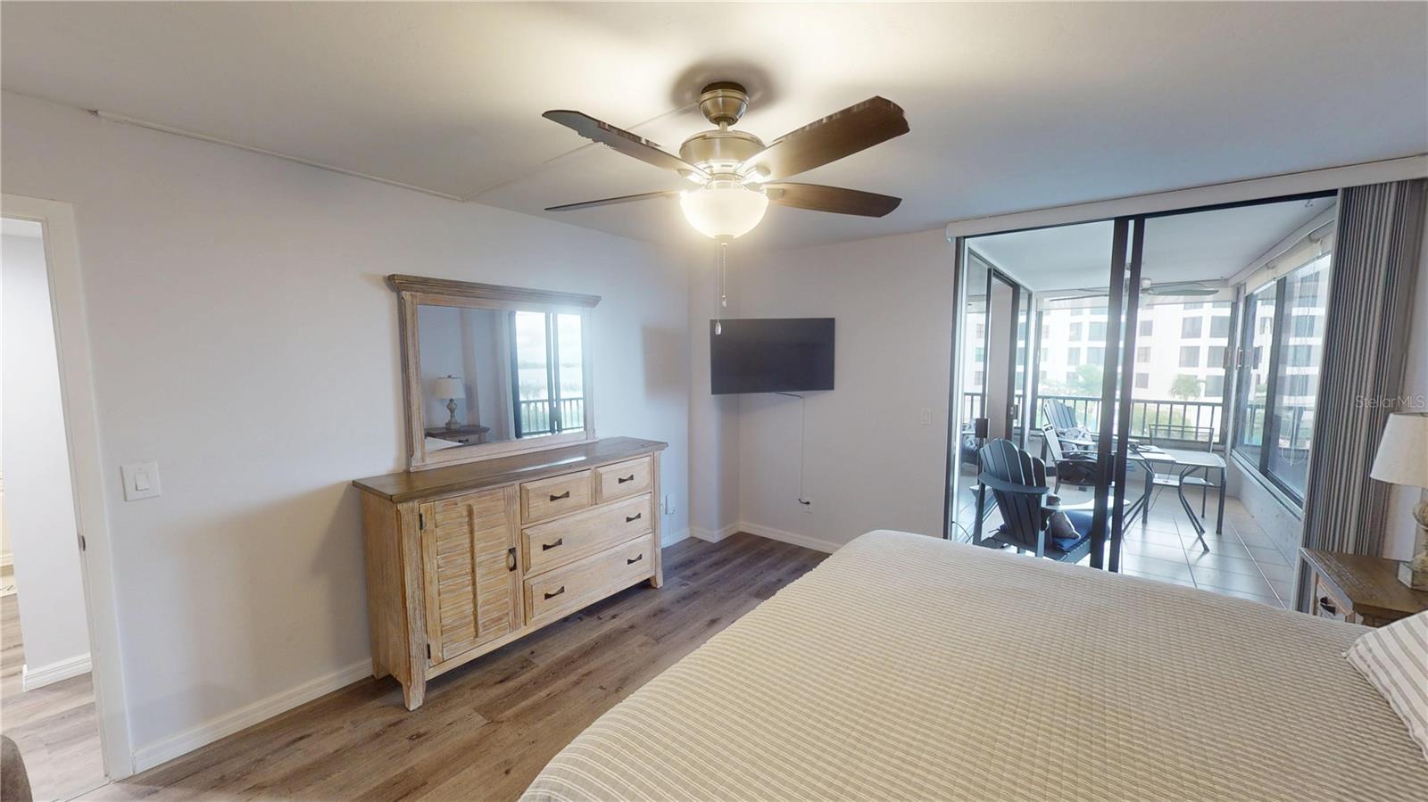 TURTLE BAY - Residential Lease