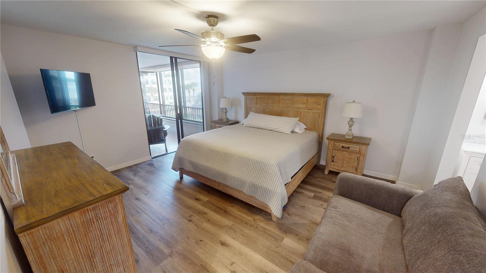 TURTLE BAY - Residential Lease