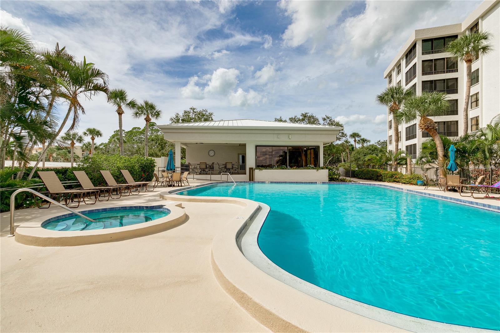 TURTLE BAY - Residential Lease