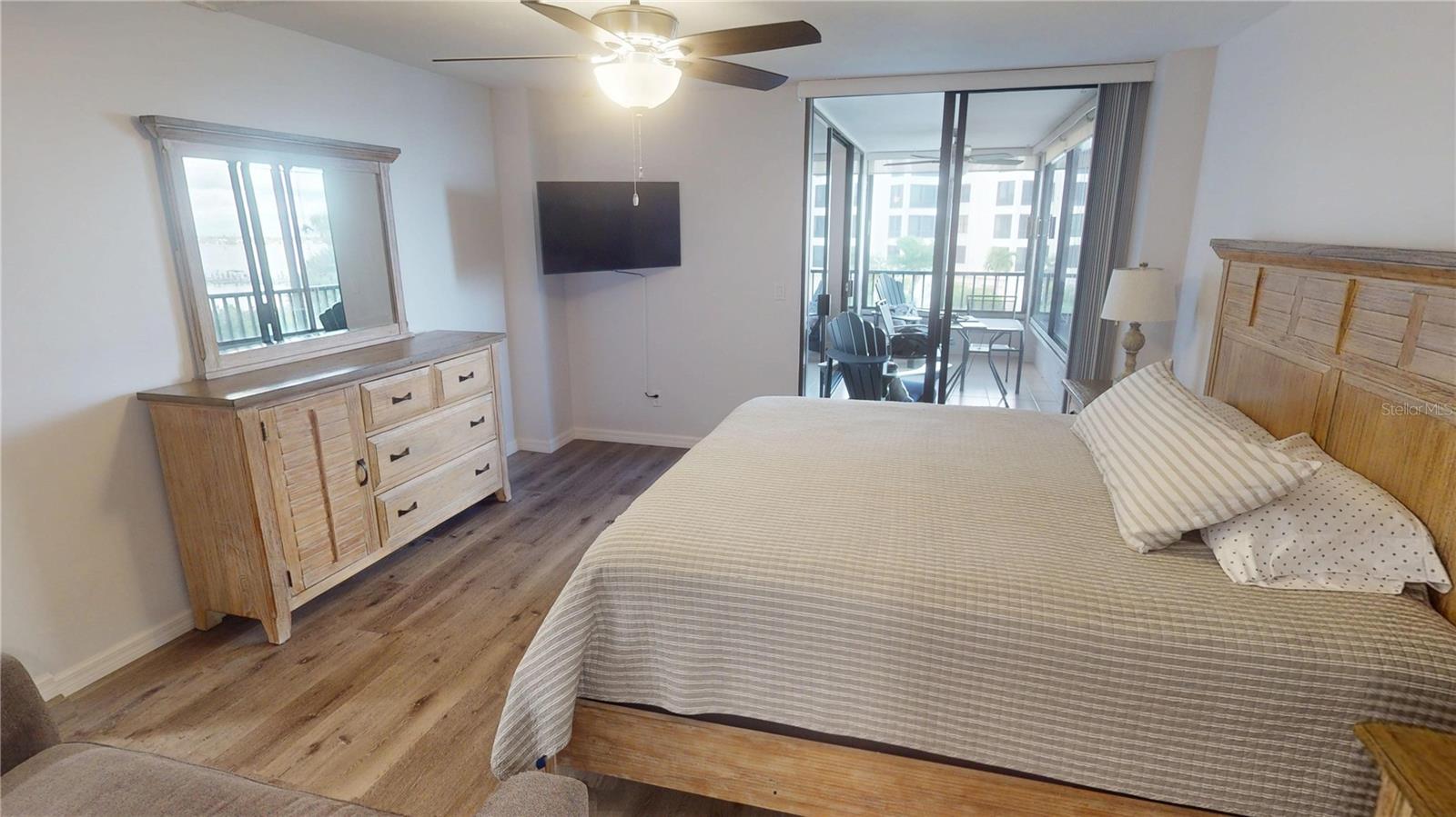 TURTLE BAY - Residential Lease
