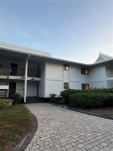 4786 FOX HUNT DRIVE D743 WESLEY CHAPEL FL 33543