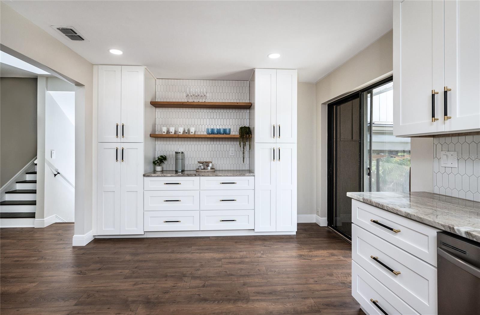 JENNIFER ESTATES - Residential