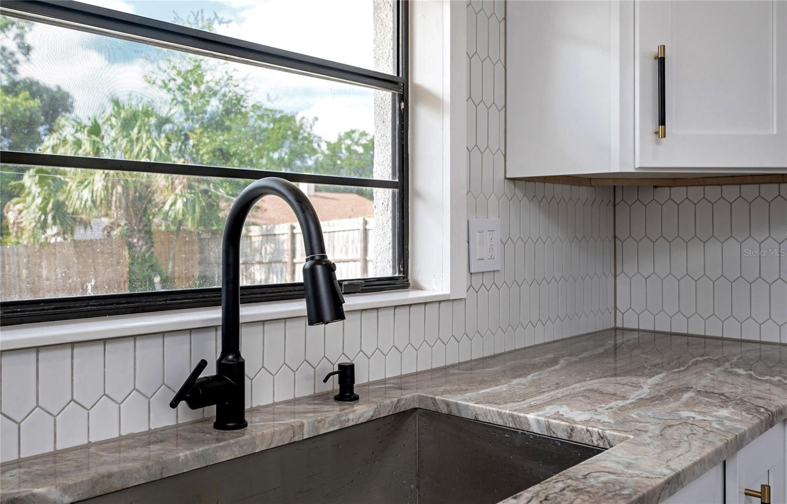 JENNIFER ESTATES - Residential