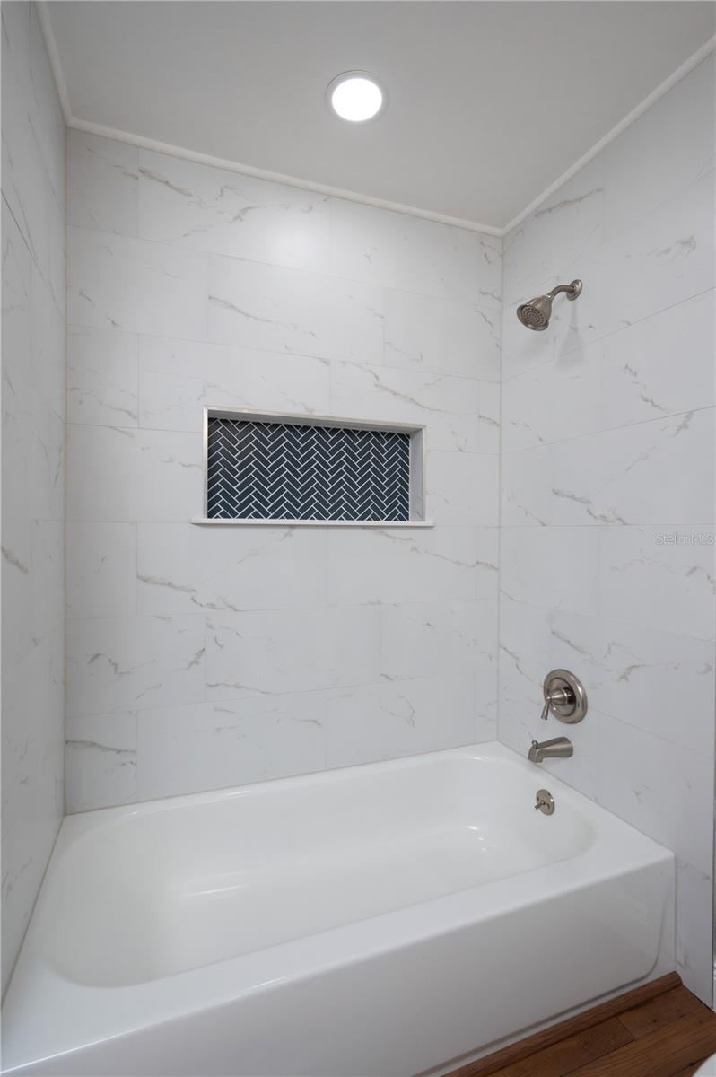 JENNIFER ESTATES - Residential