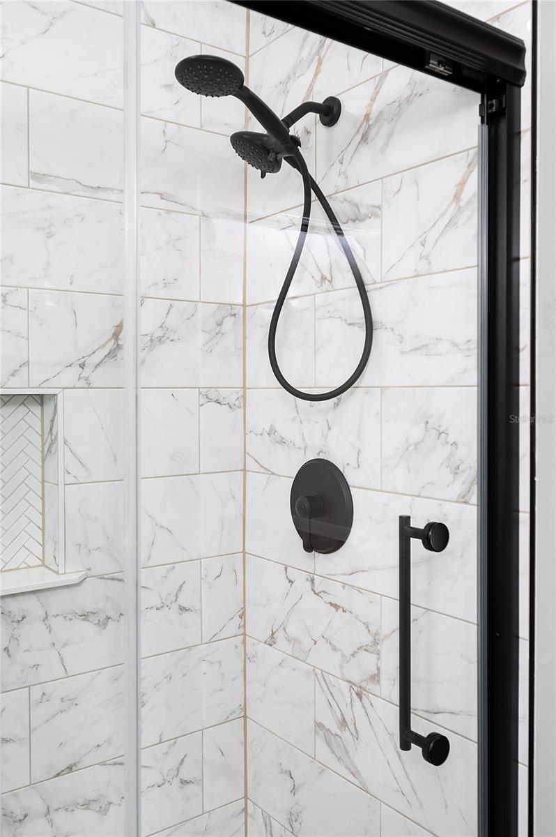 JENNIFER ESTATES - Residential