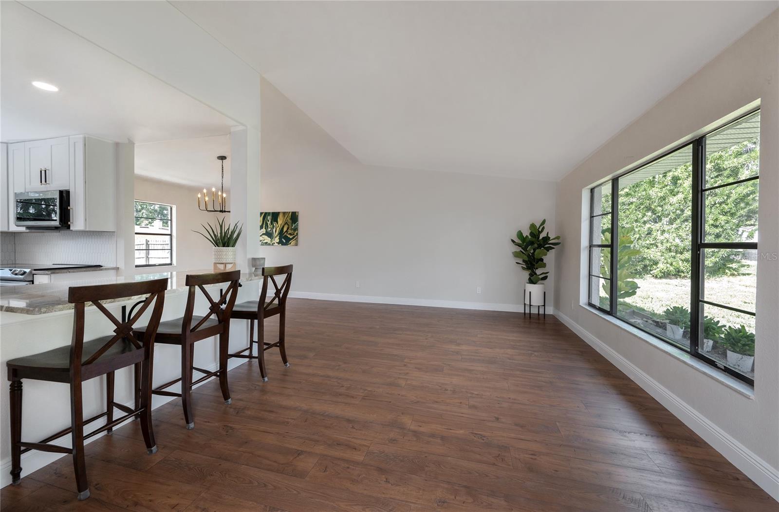 JENNIFER ESTATES - Residential