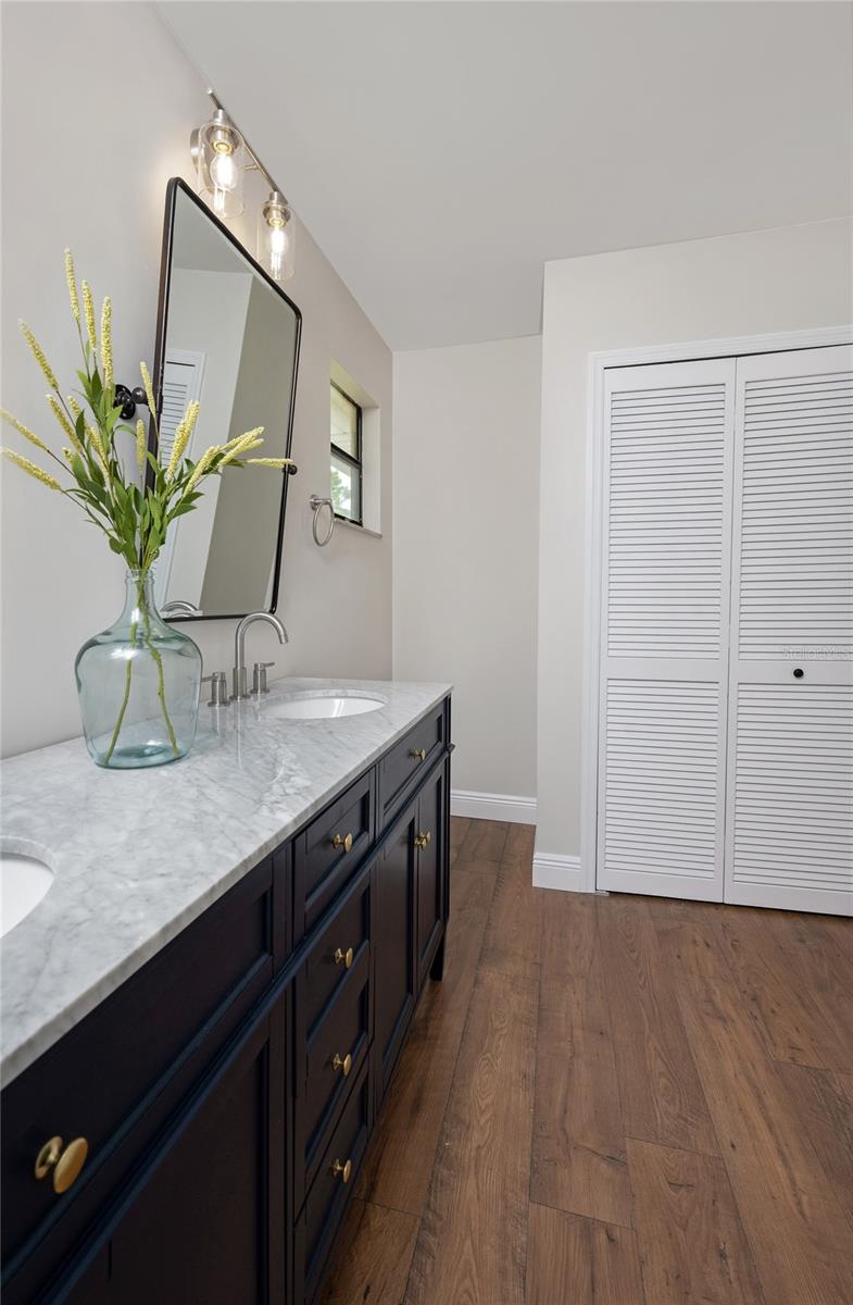 JENNIFER ESTATES - Residential