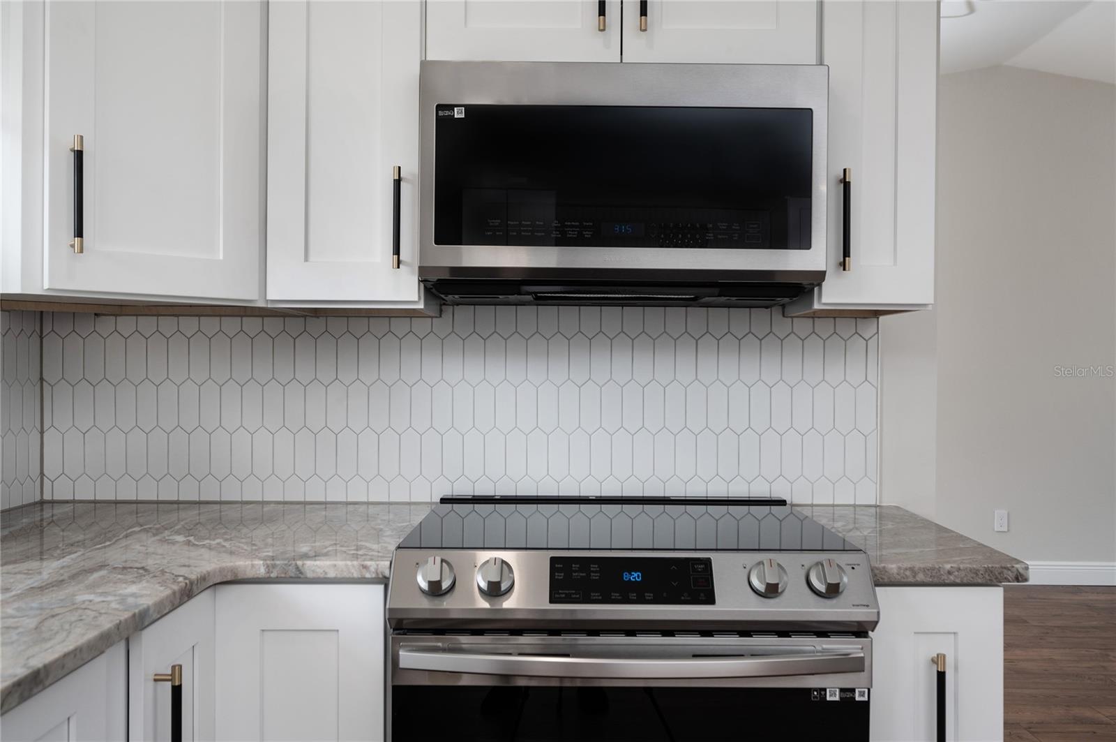 JENNIFER ESTATES - Residential