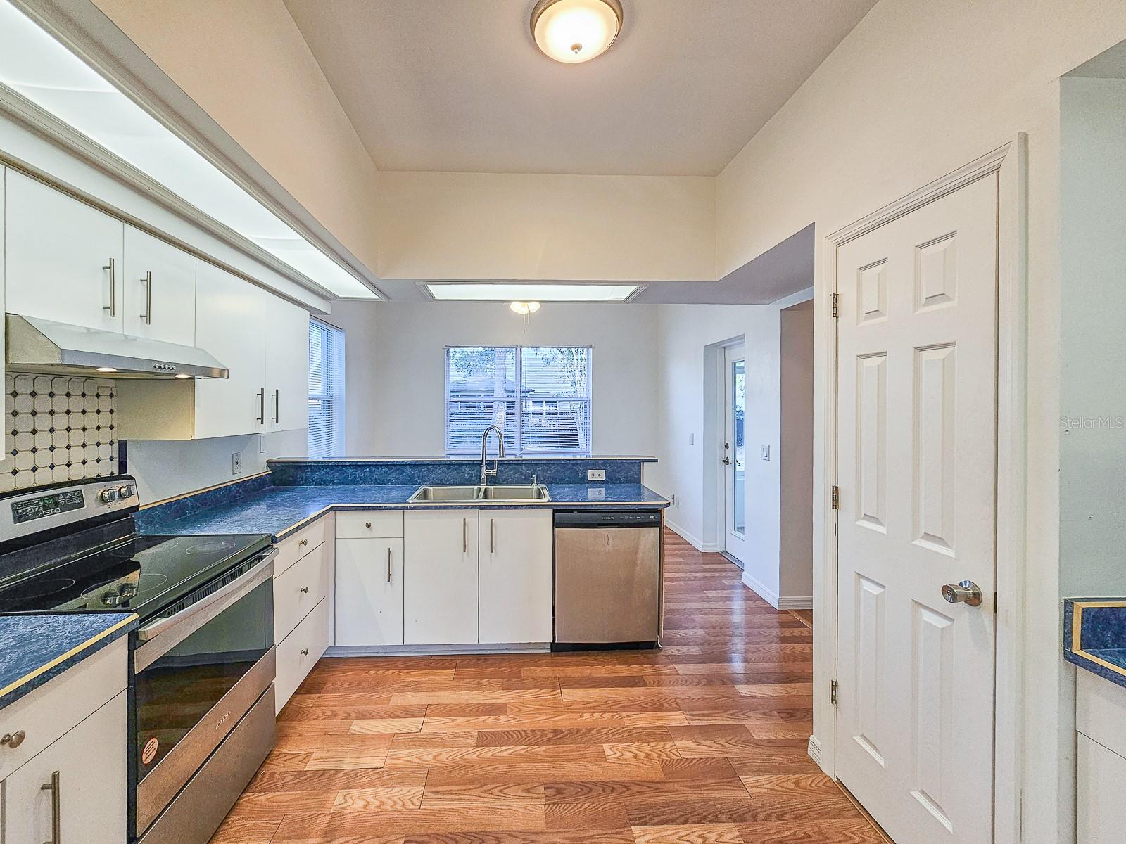 BELLE TERRE SEC 17 - Residential