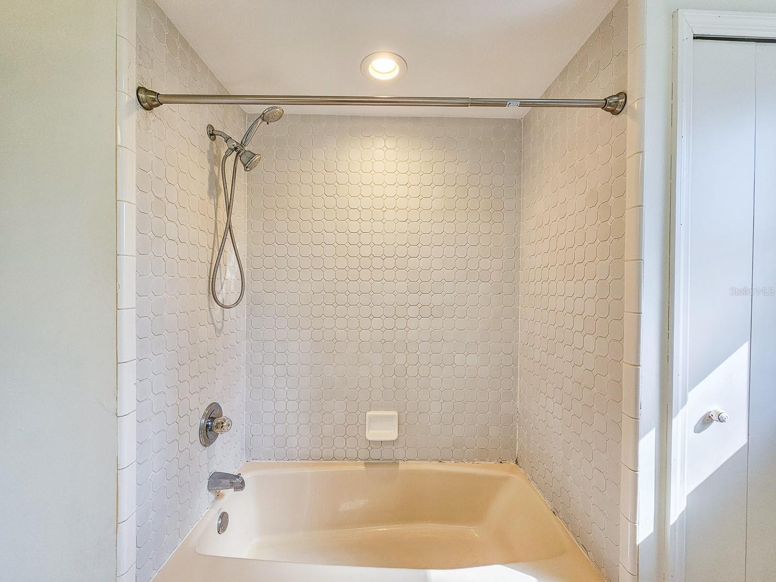 BELLE TERRE SEC 17 - Residential