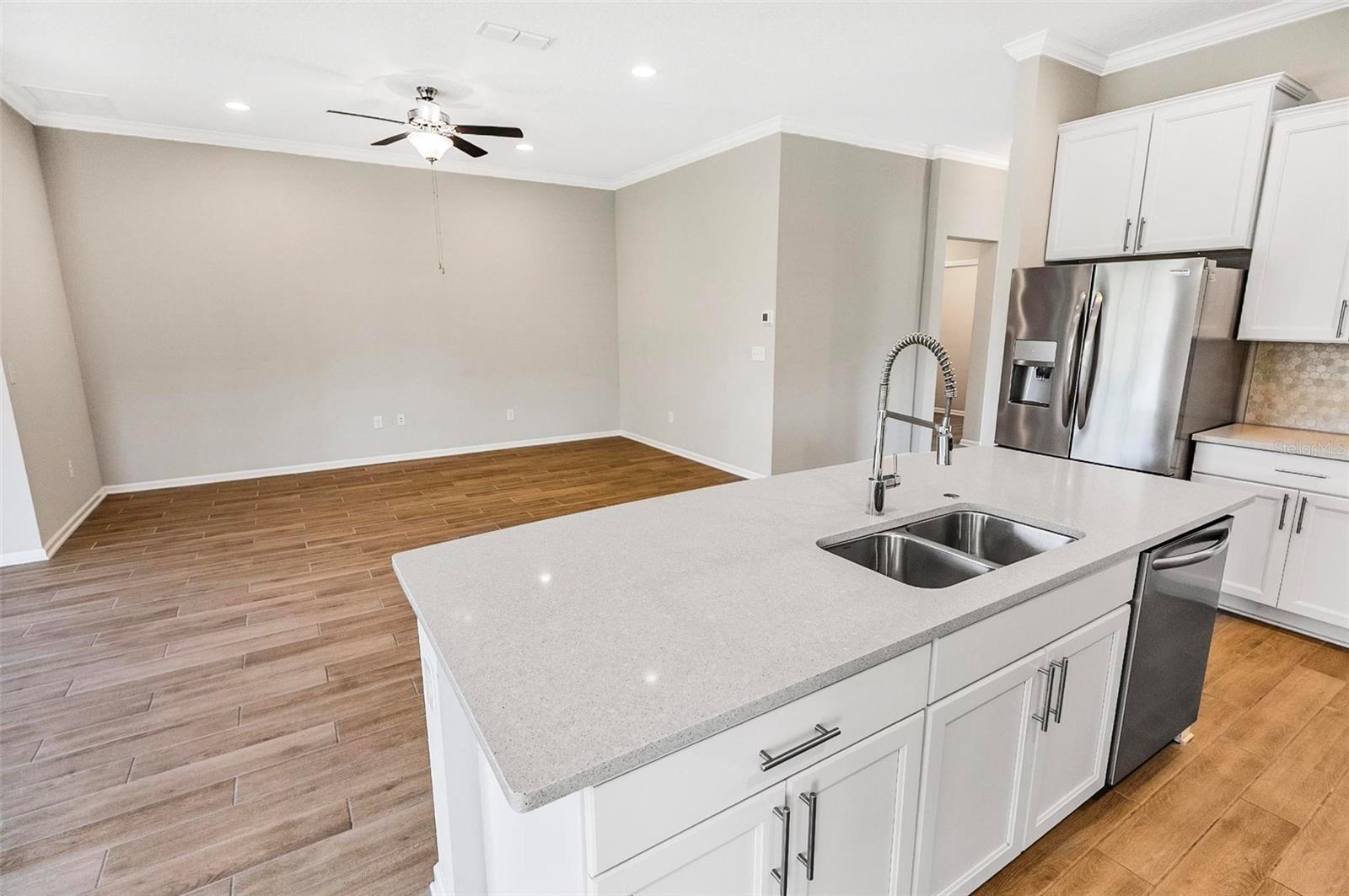 GRAND LNDGS-PH 3B - Residential