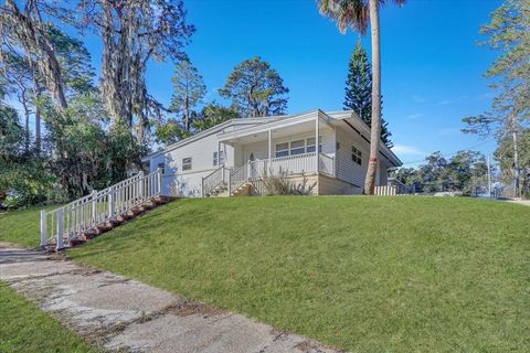 Photo of 500 S 17th Street, Palatka, FL 32177 (MLS # GC536048)