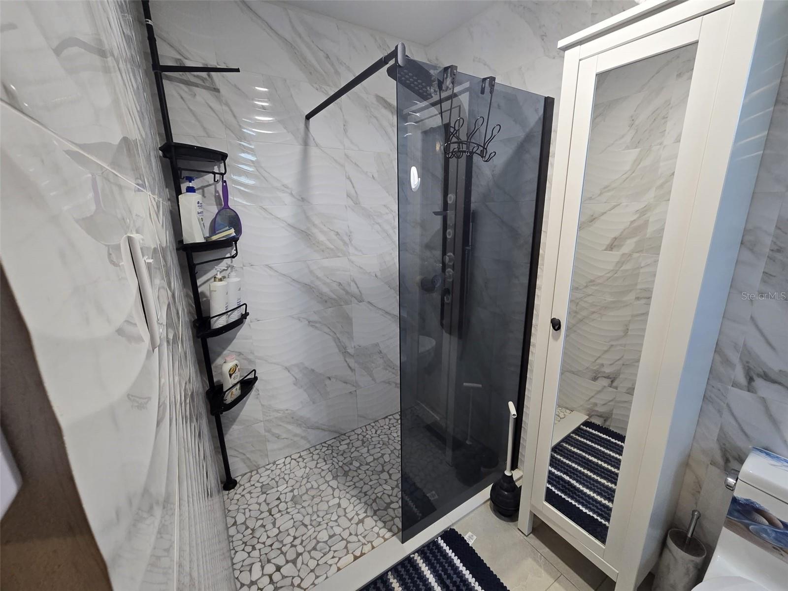 LA LOMA - Residential