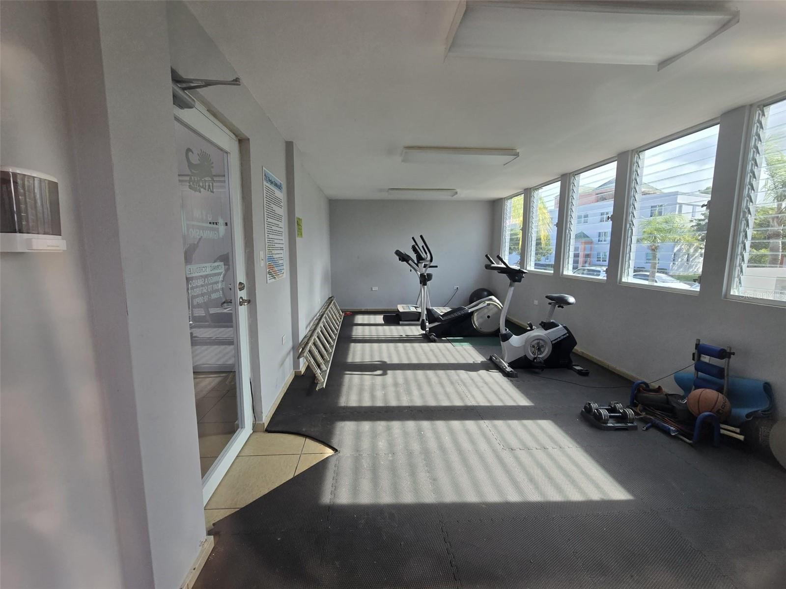 LA LOMA - Residential