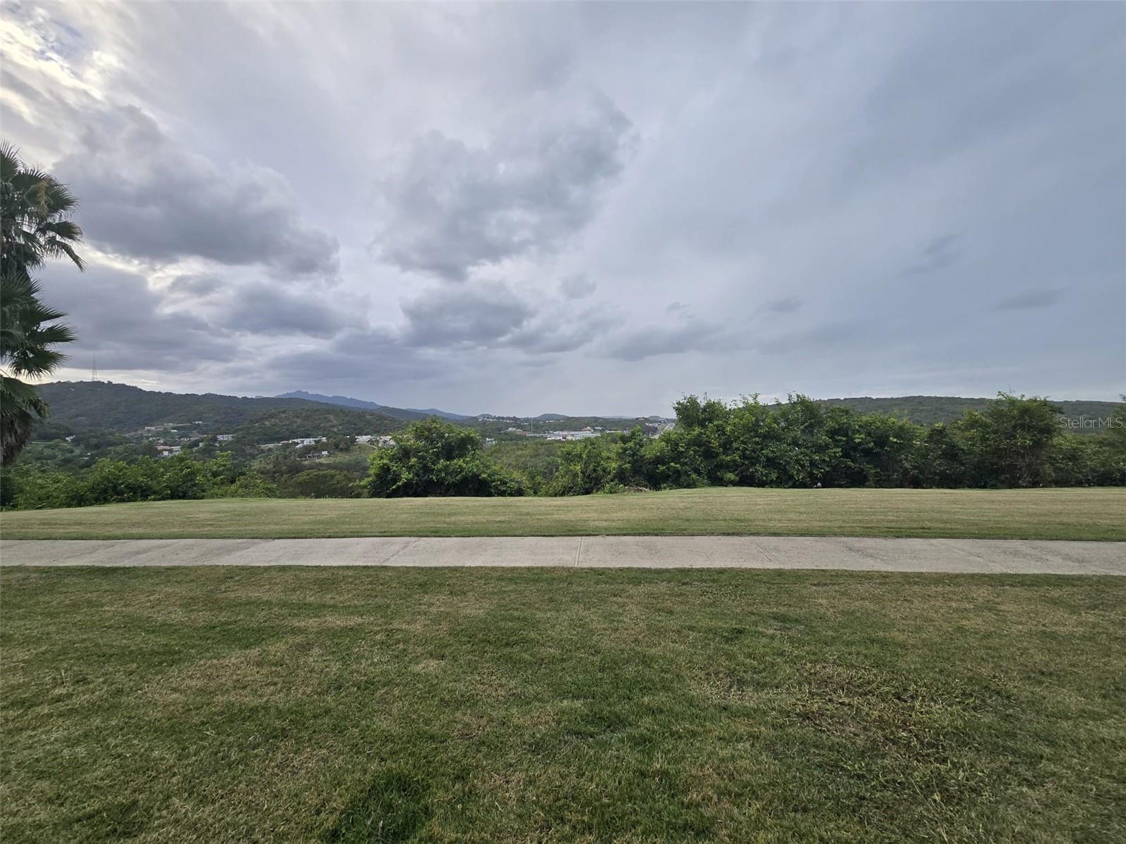 LA LOMA - Residential