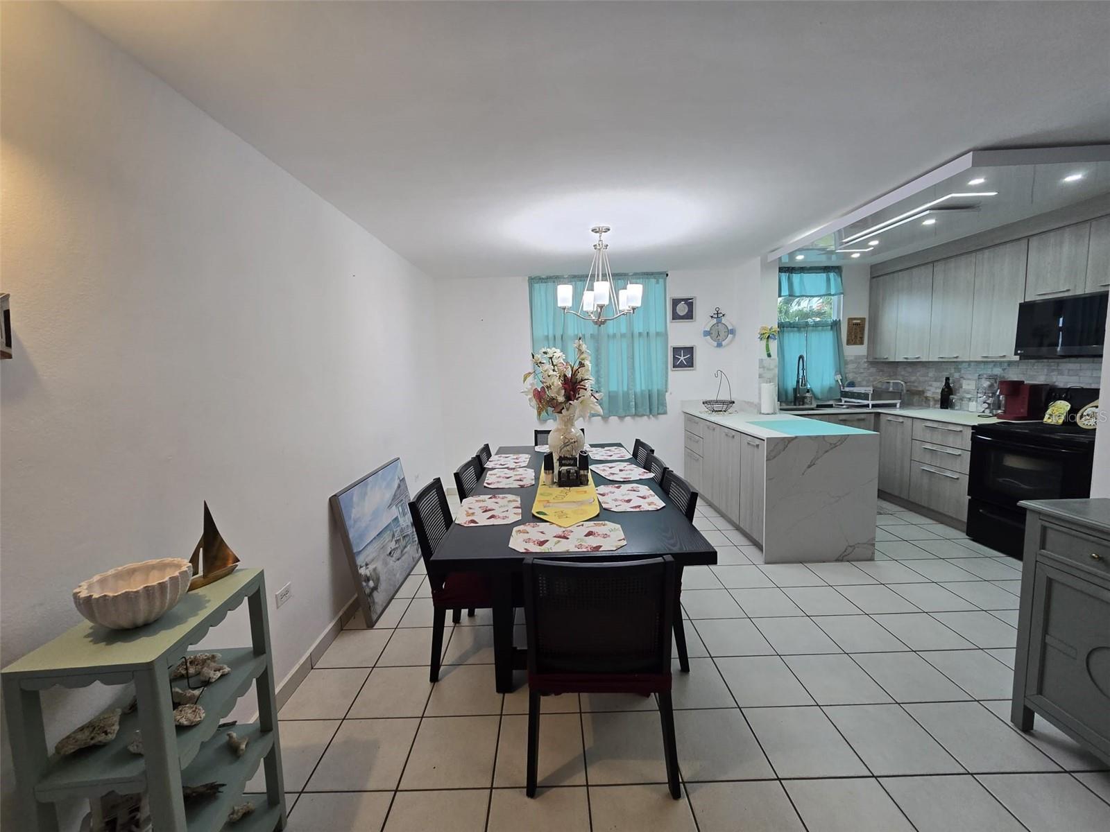 LA LOMA - Residential