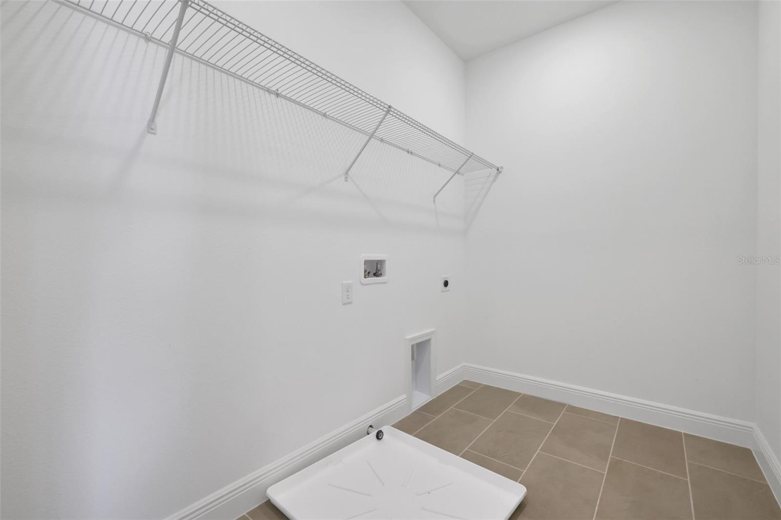 WESLYN PARK PH 2 - Residential