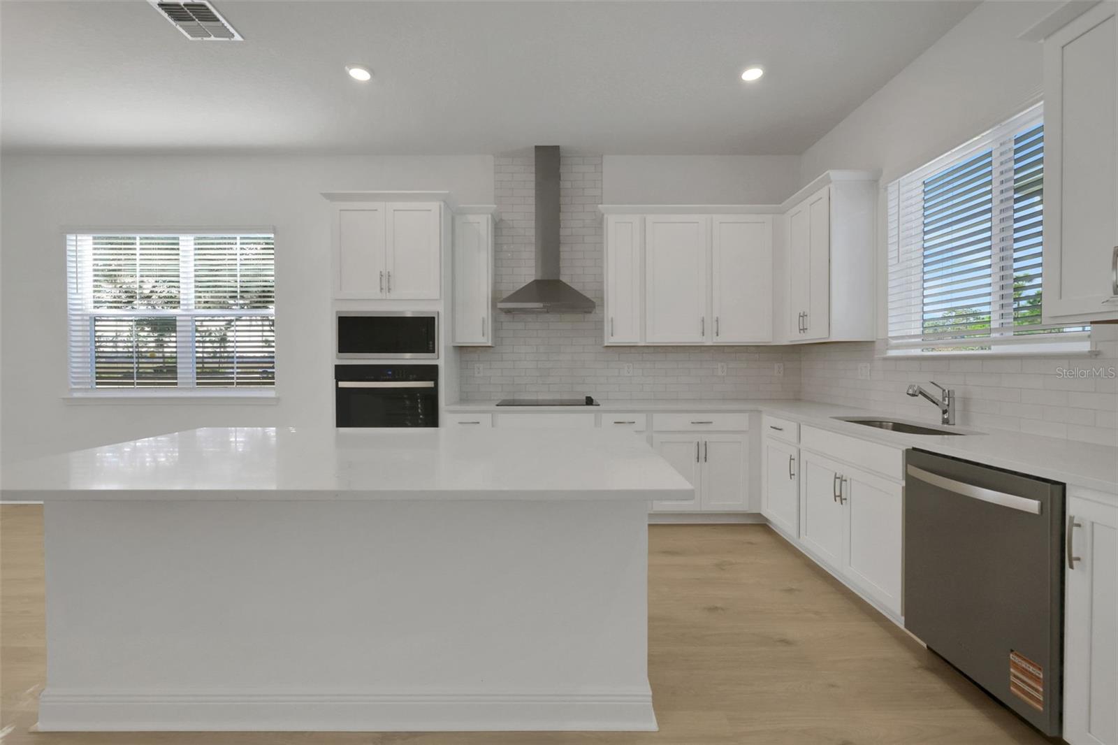 WESLYN PARK PH 2 - Residential