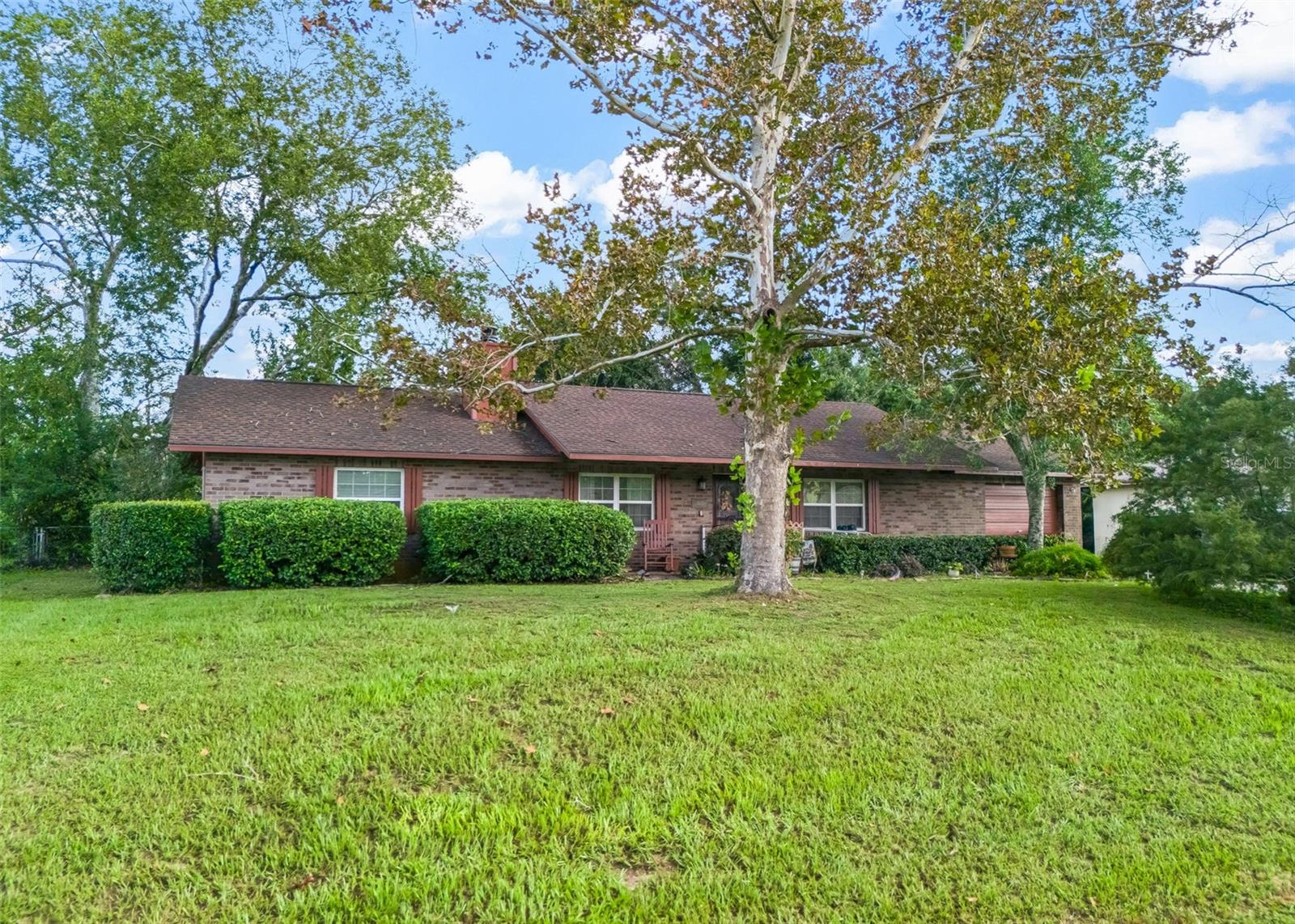 2677 NE 60TH LANE