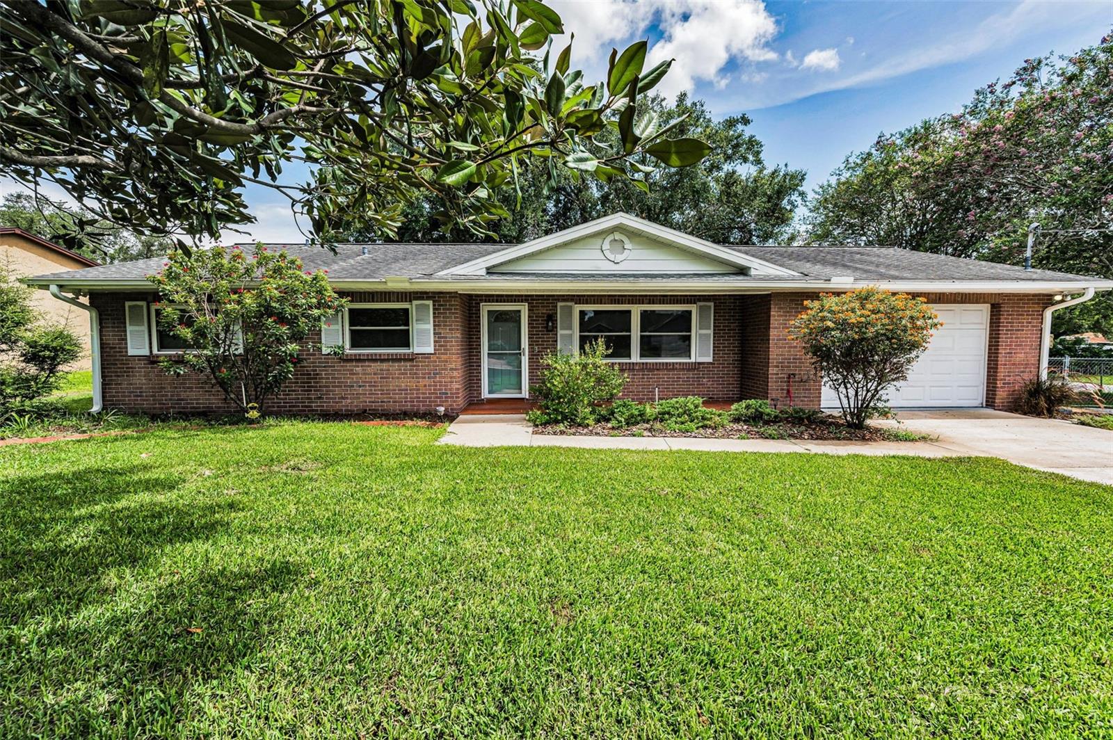 607 SPRING BLOSSOM COURT