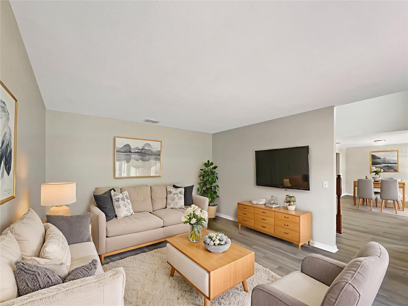 4209 SW 33RD STREET