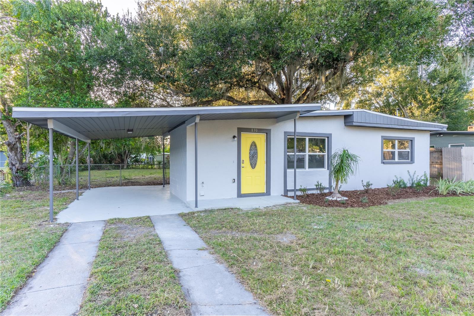 EUSTIS HILLCREST PARK ADD 01 - Residential