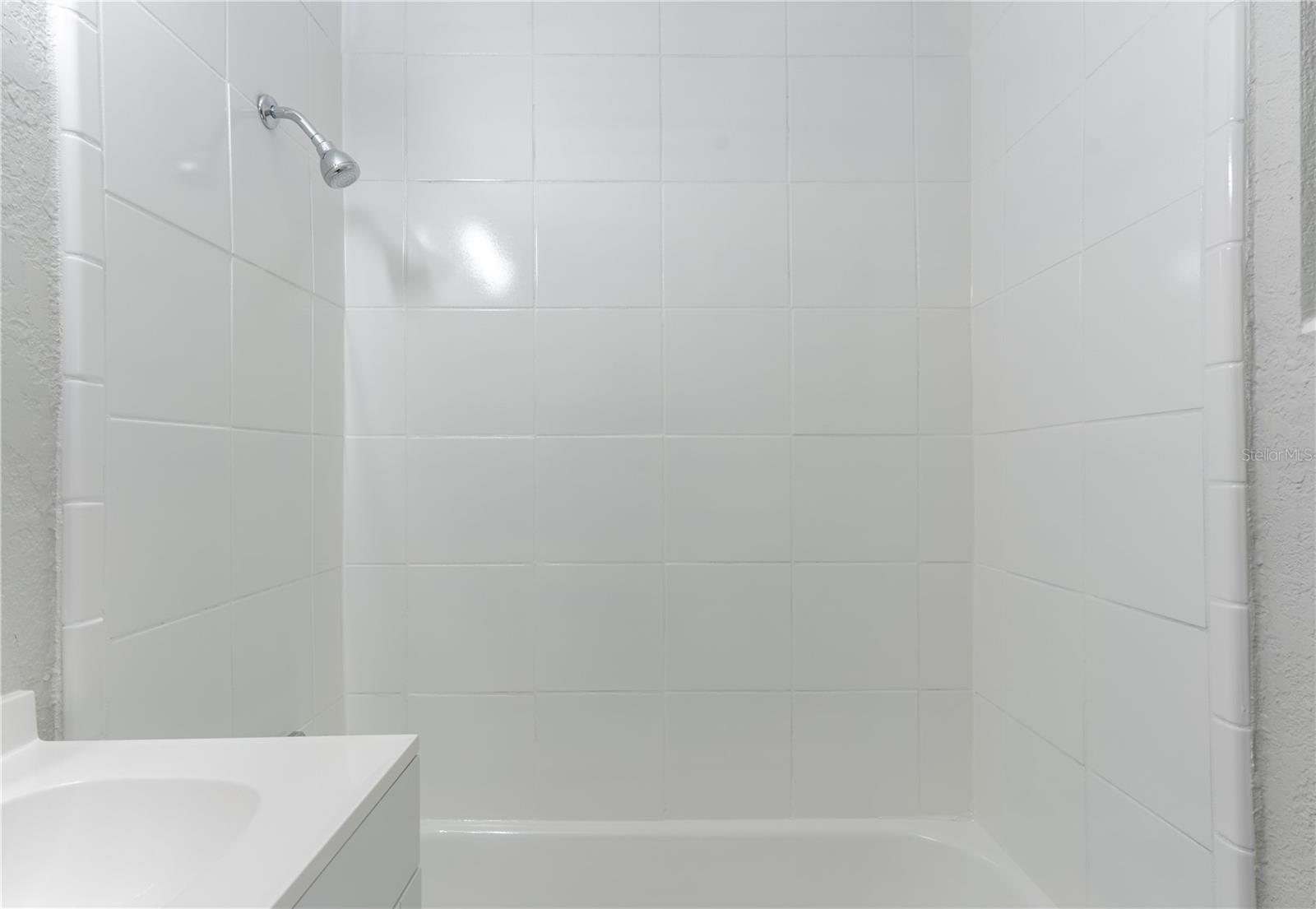 EUSTIS HILLCREST PARK ADD 01 - Residential