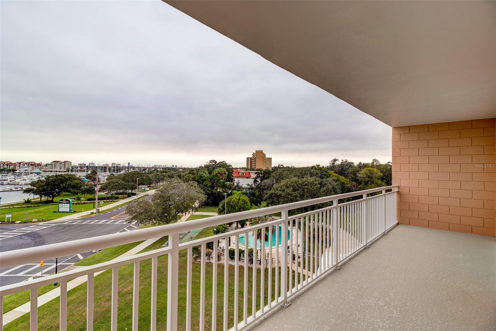 Landmark Condo - Residential