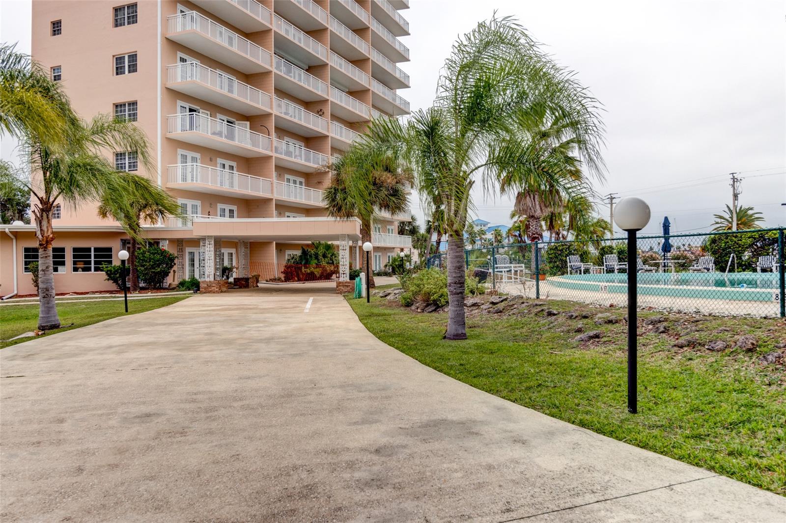 Landmark Condo - Residential