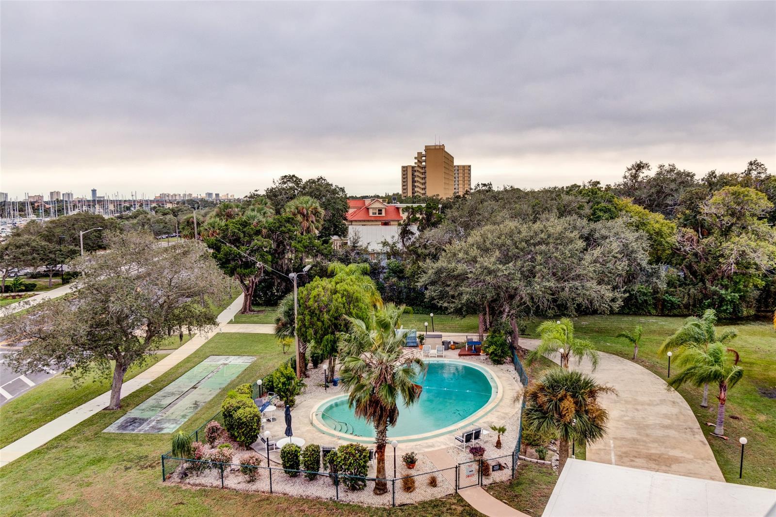 Landmark Condo - Residential