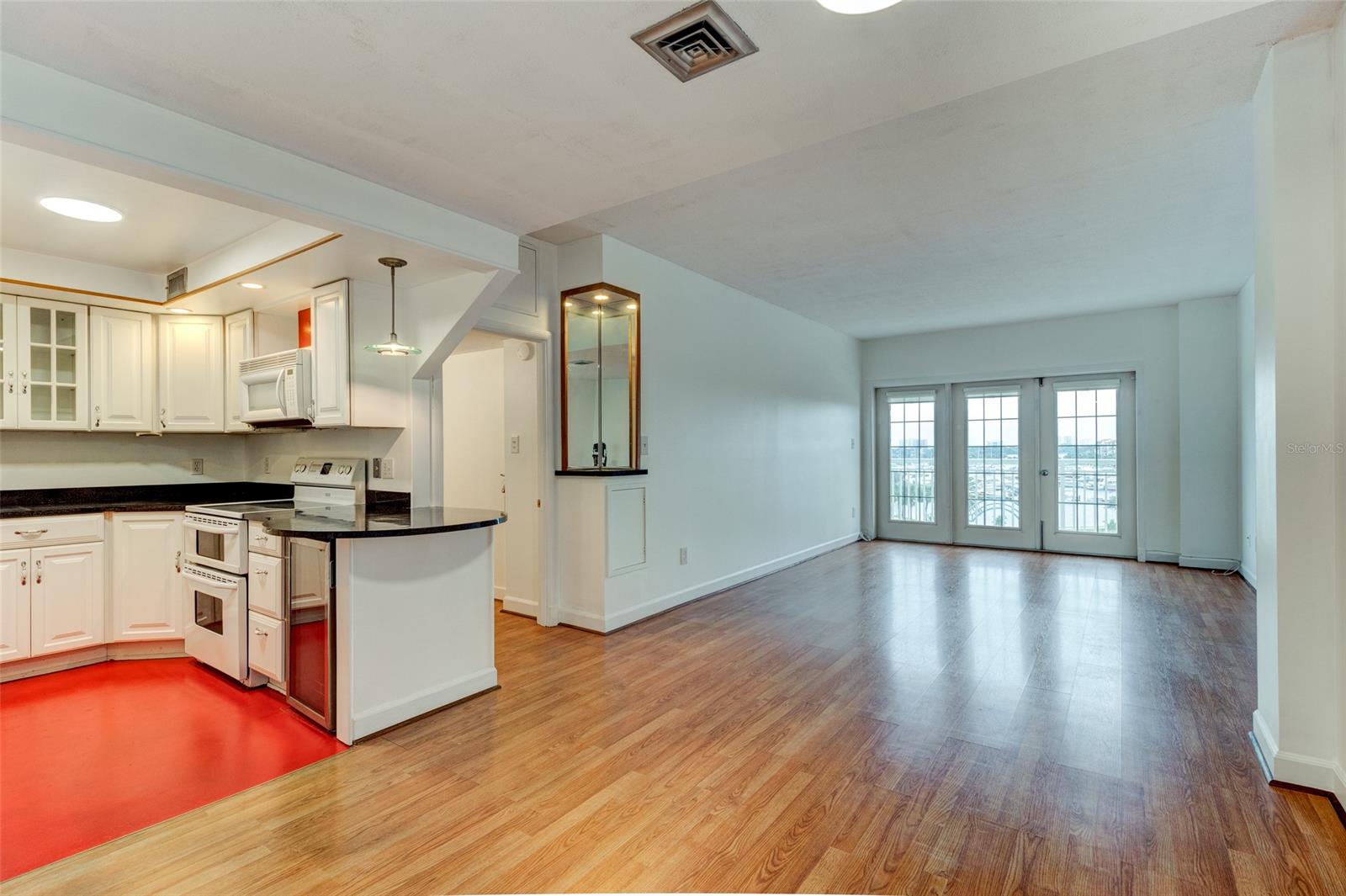 Landmark Condo - Residential