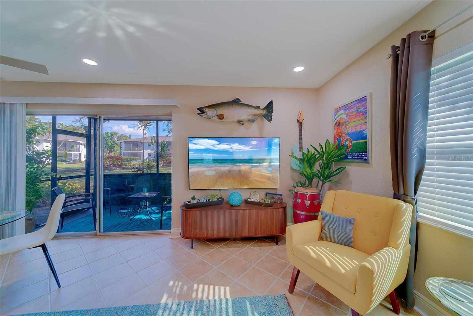 THE FOUNTAINS OF LARGO CONDO - Residential