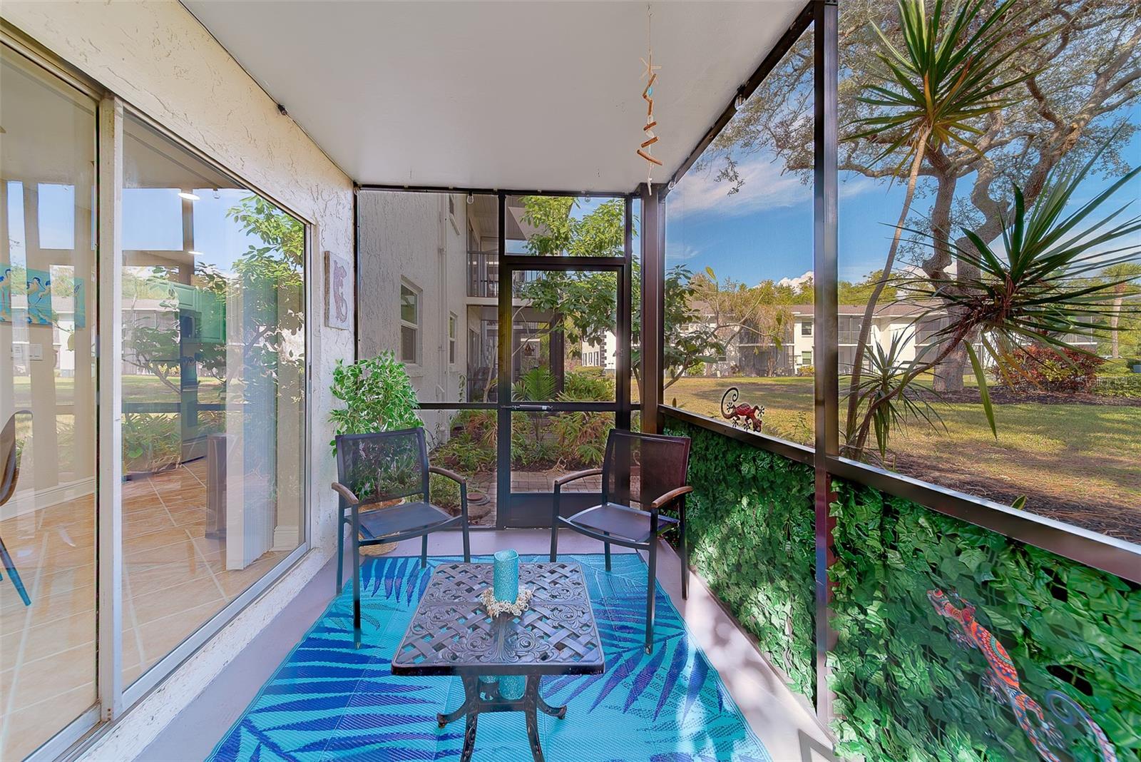 THE FOUNTAINS OF LARGO CONDO - Residential