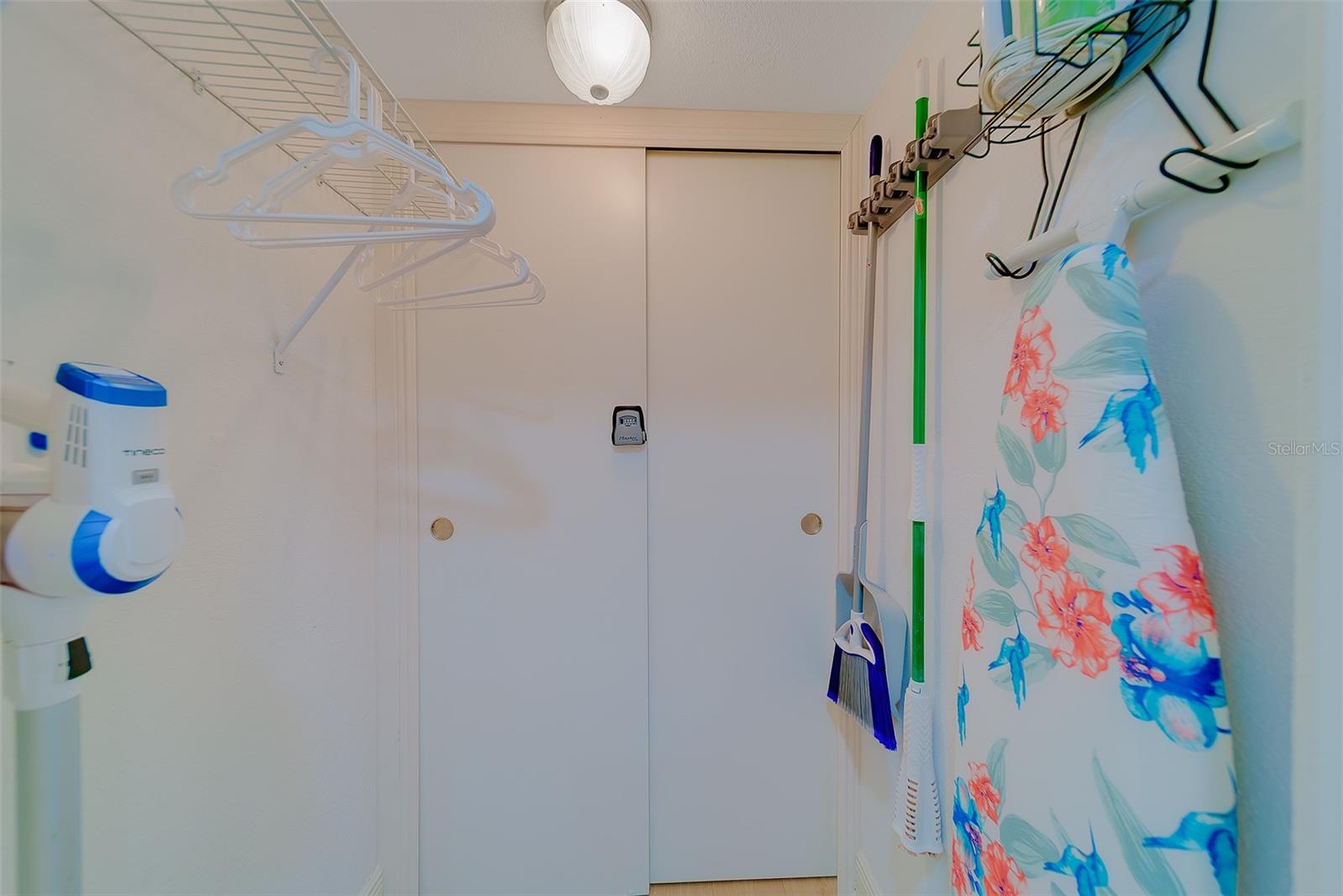 THE FOUNTAINS OF LARGO CONDO - Residential