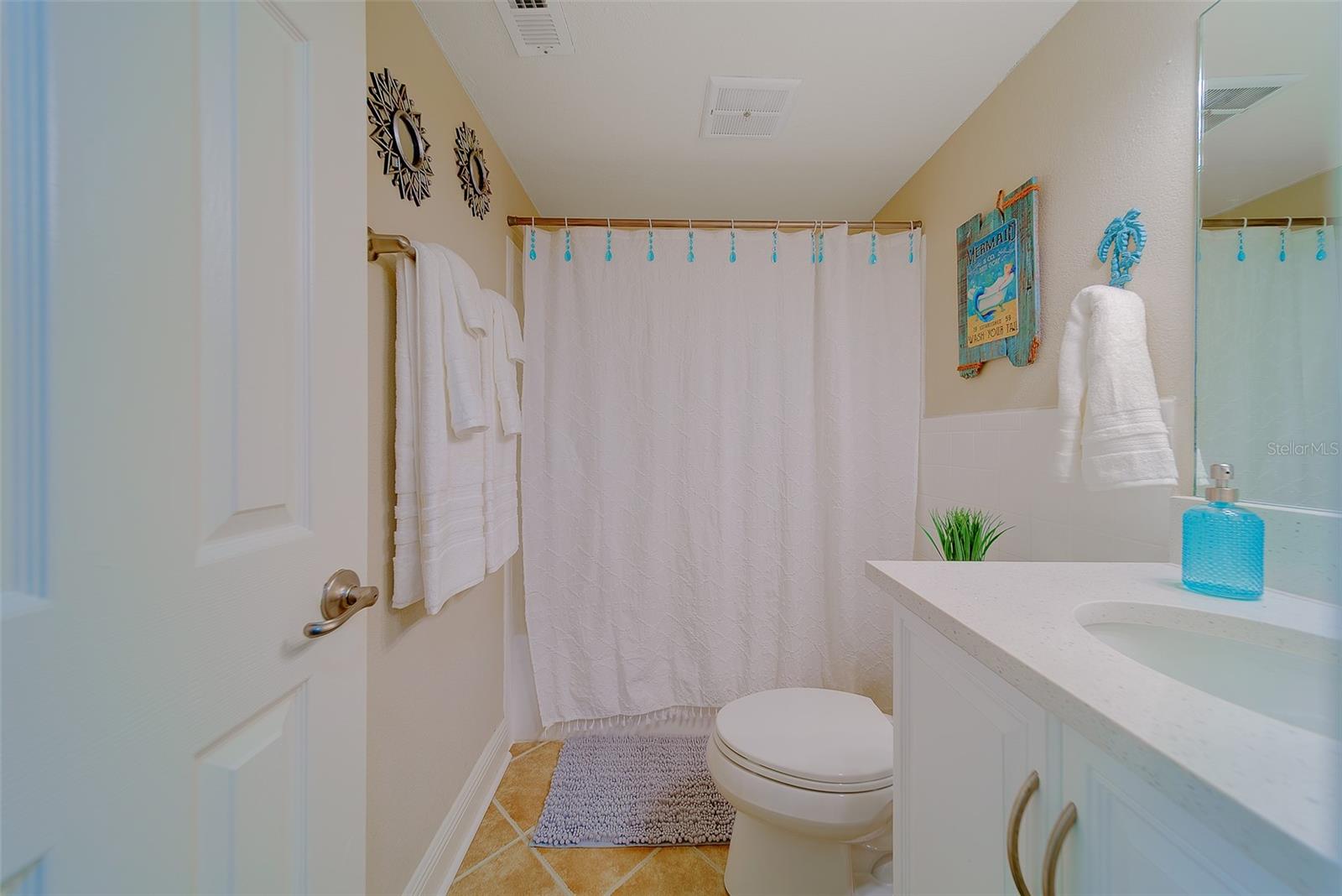 THE FOUNTAINS OF LARGO CONDO - Residential