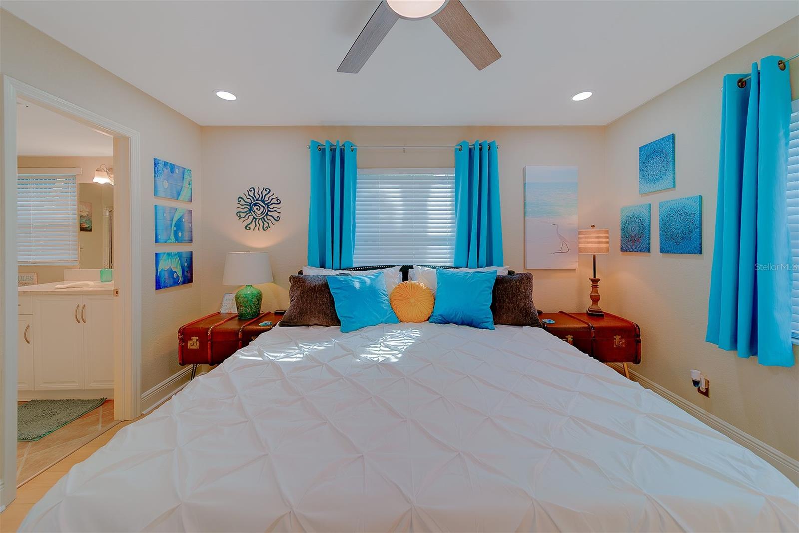 THE FOUNTAINS OF LARGO CONDO - Residential