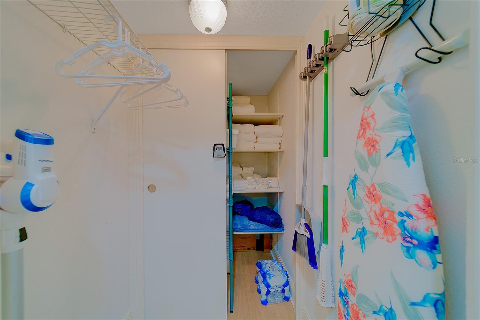 THE FOUNTAINS OF LARGO CONDO - Residential