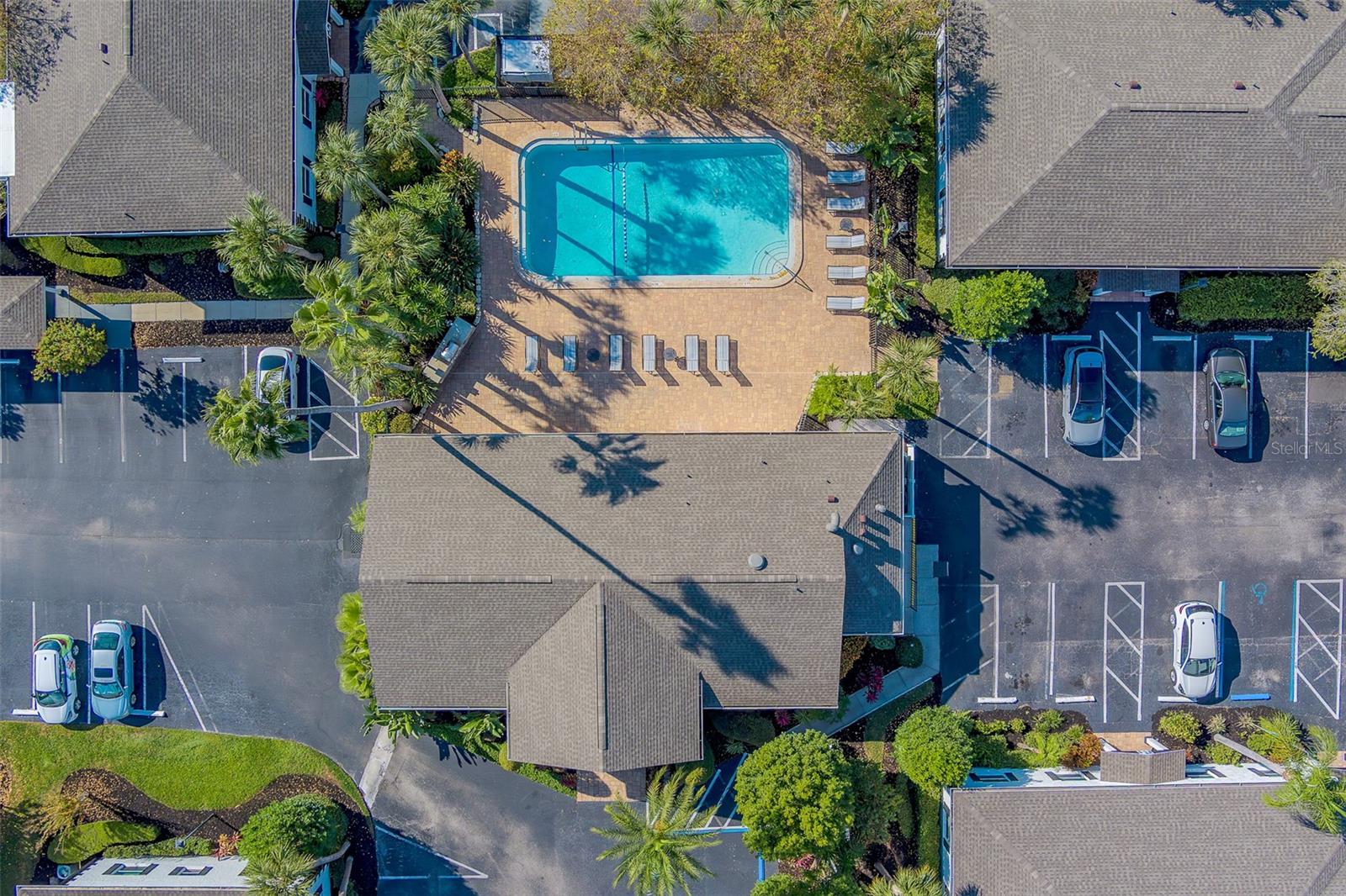 THE FOUNTAINS OF LARGO CONDO - Residential